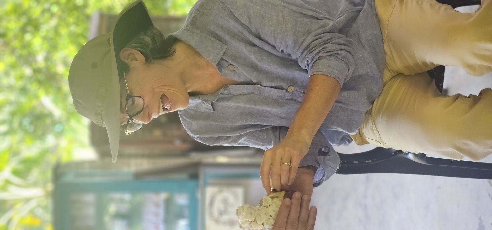 Discovering cacao delights in Colombia's lush jungles—where adventure meets flavor and learning. 🌿🍫✨